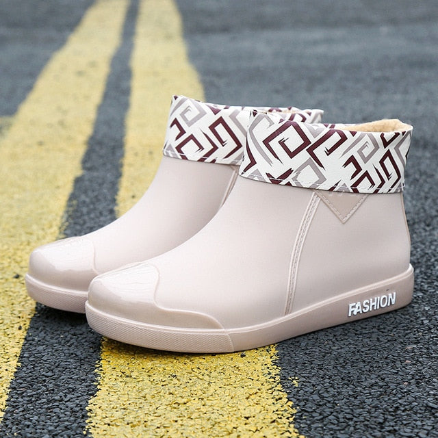 SWYIVY Women Waterproof Rain Boots Ankle Shoes Autumn Water Shoes Rain Ankle Boots Flats