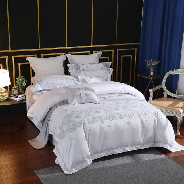 High-Quality 100% Pima Cotton White Embroidery Bedding Sets - Queen King Size 650 Thread Count Density Double 4pcs Quilt Cover Set